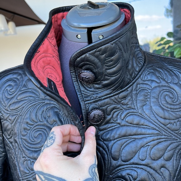 Never worn!! Quilted Leather Coat!!! - Picture 6 of 9